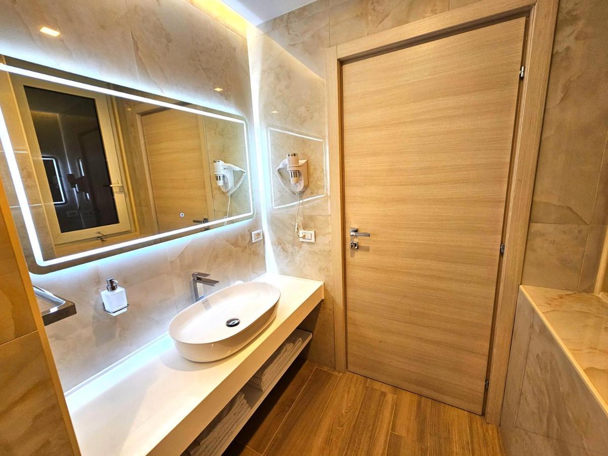 Bed & Breakfast Astoria Supreme - Modern Boutique *