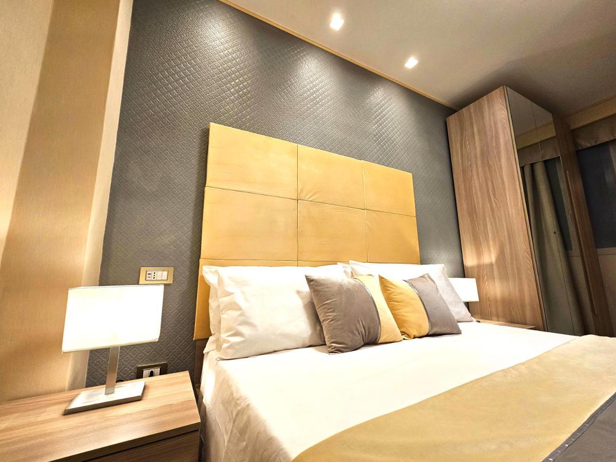 Astoria Supreme - Modern Boutique Bed & Breakfast *